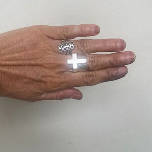 Sterling silver design ring